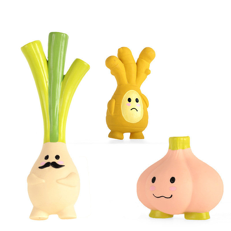 Funny Squeaky Latex Dog Toy – Ginger & Garlic Design