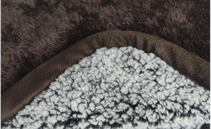 Waterproof Shaggy Pet Blanket | Soft Pee-Proof Dog & Cat Throw Blanket